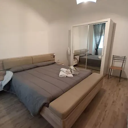 Gaia Apartment *